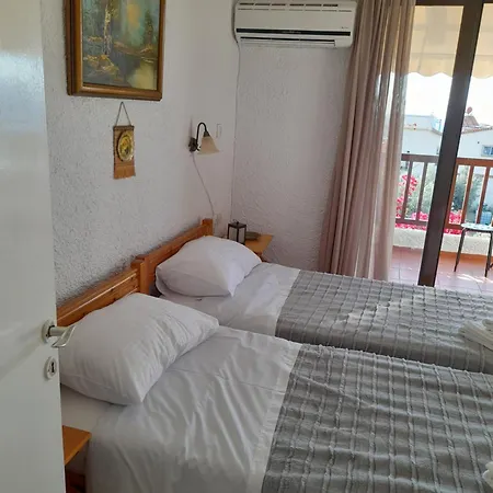 Afroditi House '5 *